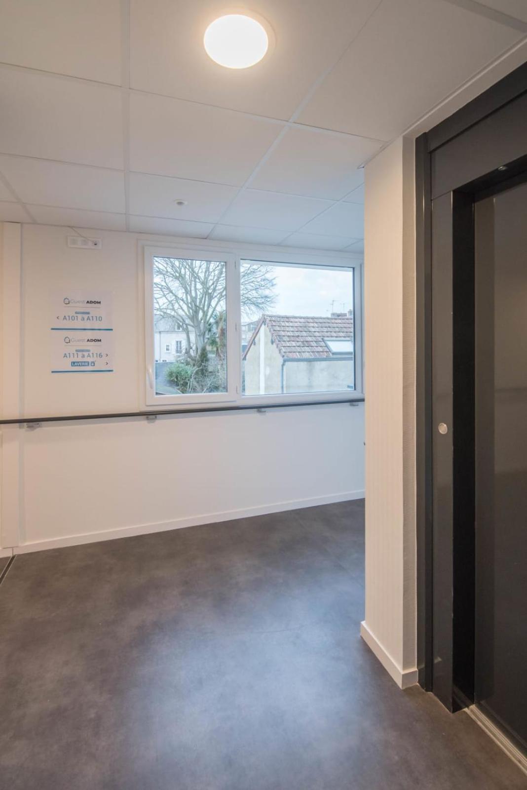 Pierrick - Studio Wifi Et Gare Apartment Le Mans Ngoại thất bức ảnh