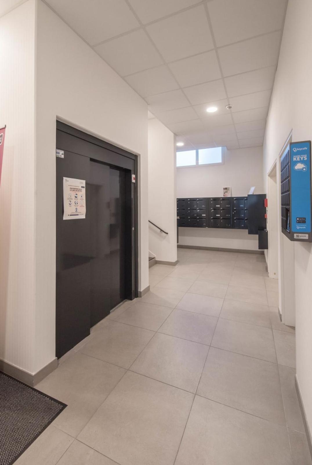 Pierrick - Studio Wifi Et Gare Apartment Le Mans Ngoại thất bức ảnh